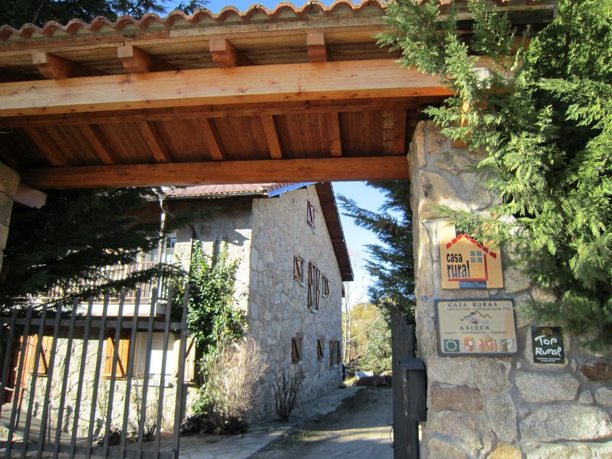 Affittacamere La Casona De Collado Hoyos del Collado Esterno foto